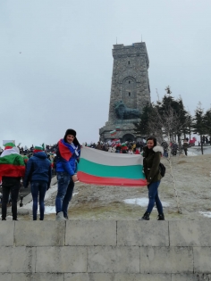 Връх Шипка - тържественото честване на годишнината от Освобождението нa България