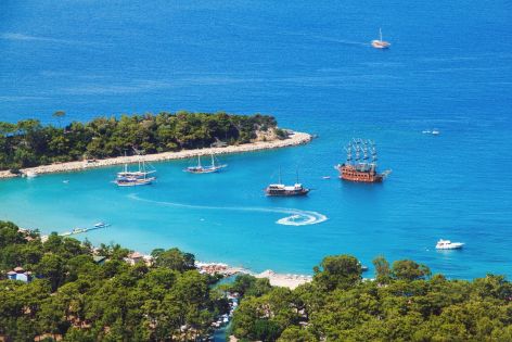 Почивка в Лара със самолет от Варна за 8 дни