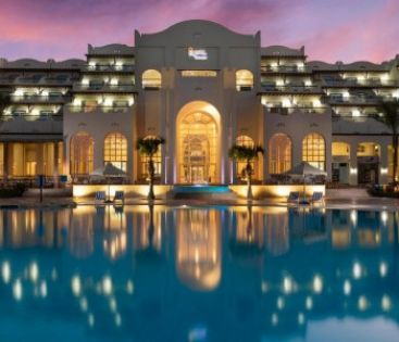 ROYAL LAGOONS RESORT & AQUAPARK